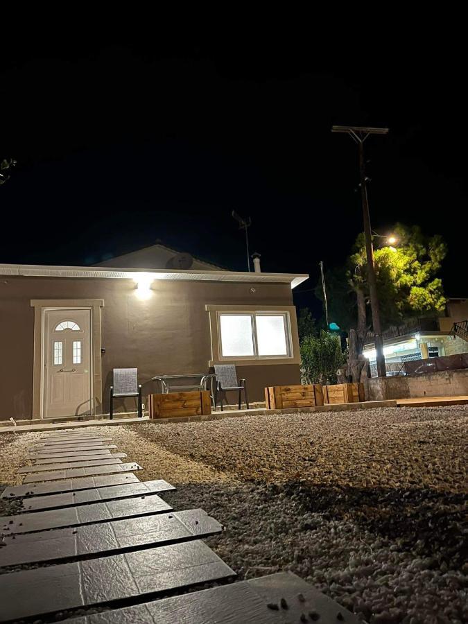 Joannas Airport Luxury Rooms Artemida  Eksteriør billede