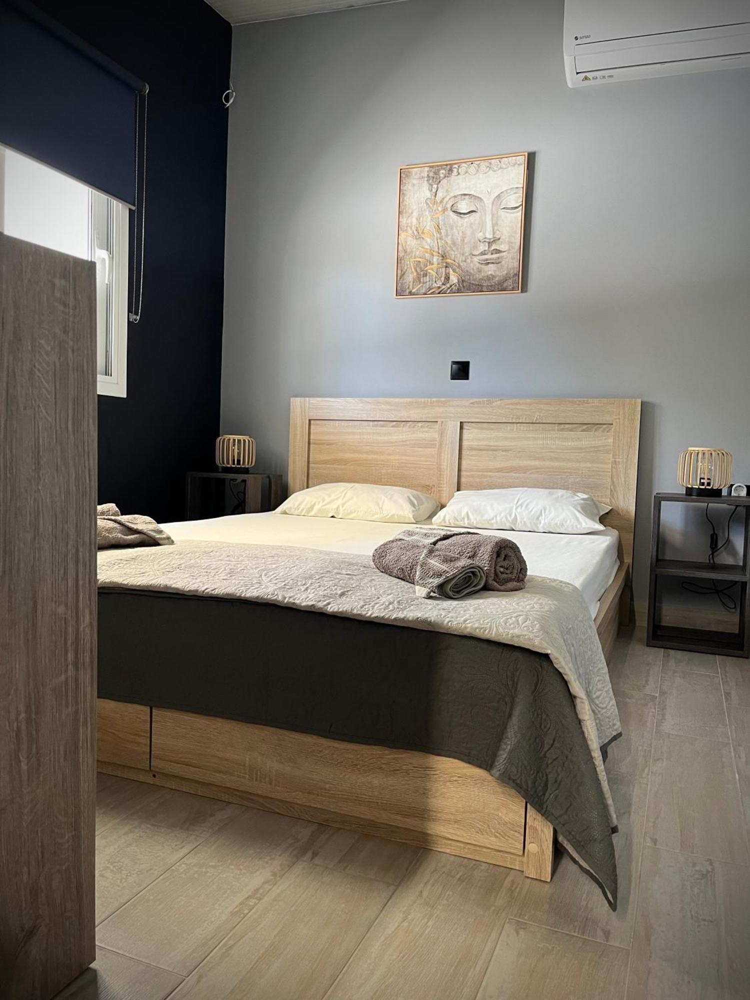 Joannas Airport Luxury Rooms Artemida  Eksteriør billede