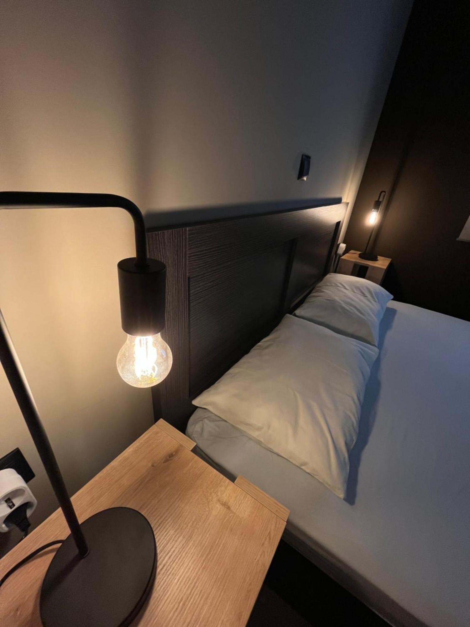 Joannas Airport Luxury Rooms Artemida  Eksteriør billede